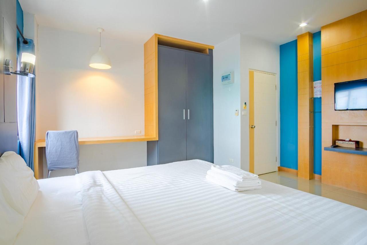 Oyo 303 Phoomjai House Apartment Chalong Luaran gambar