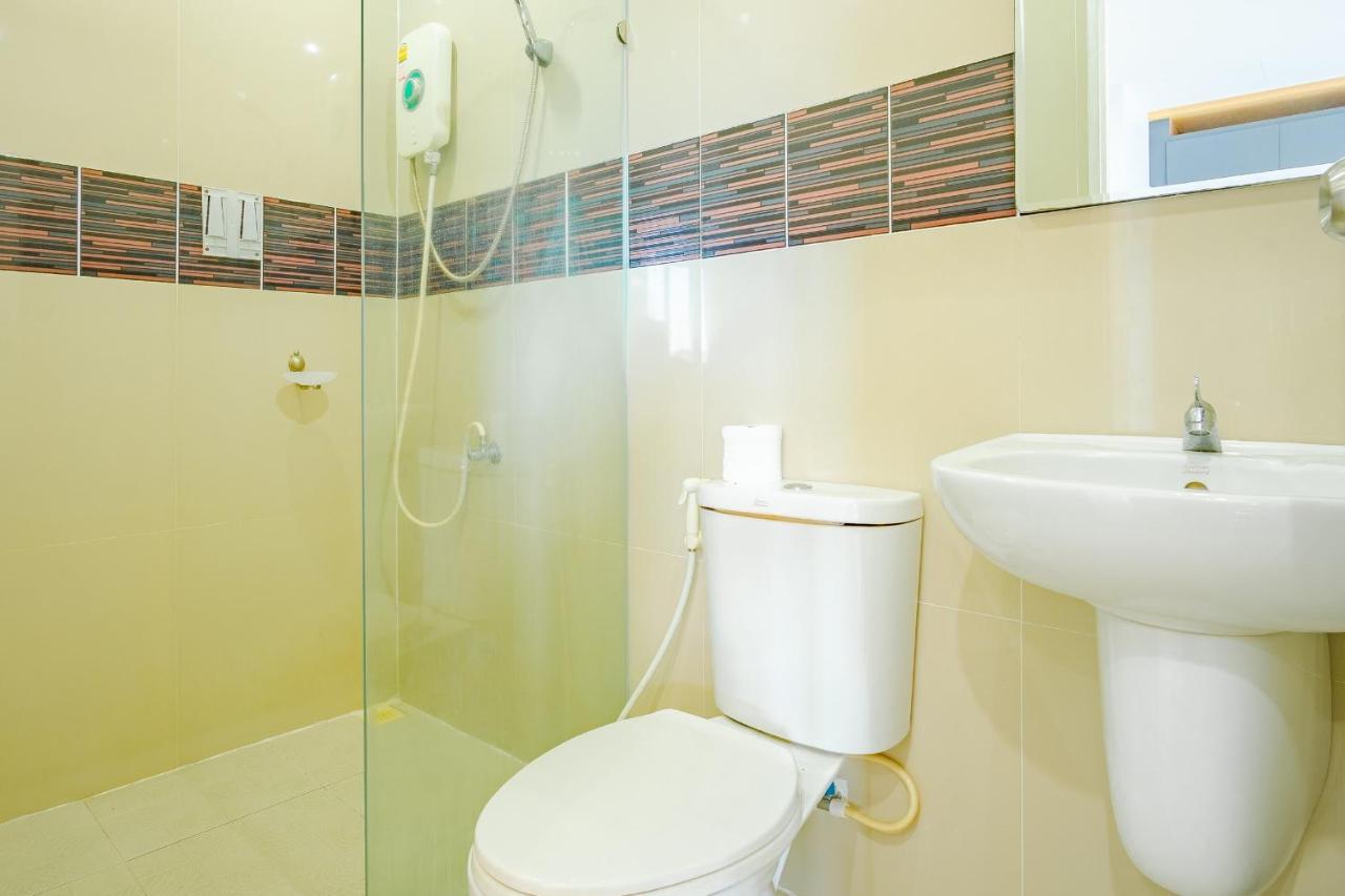 Oyo 303 Phoomjai House Apartment Chalong Luaran gambar